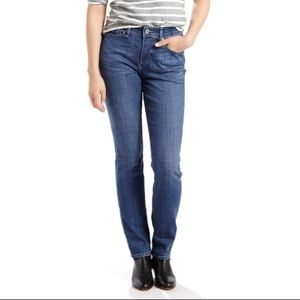Levi's® 525™ Perfect Waist Straight-Leg Jeans Sz 4